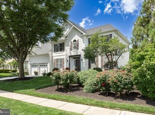 62 Brooks Rd, Moorestown, NJ 08057