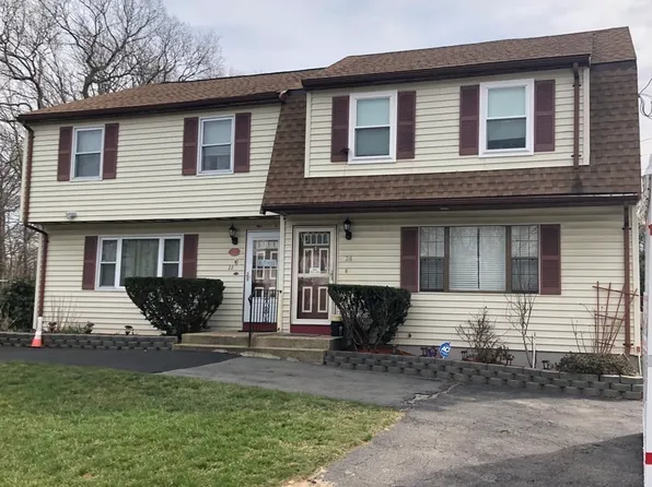 24 Lantern Ln, Randolph, MA 02368