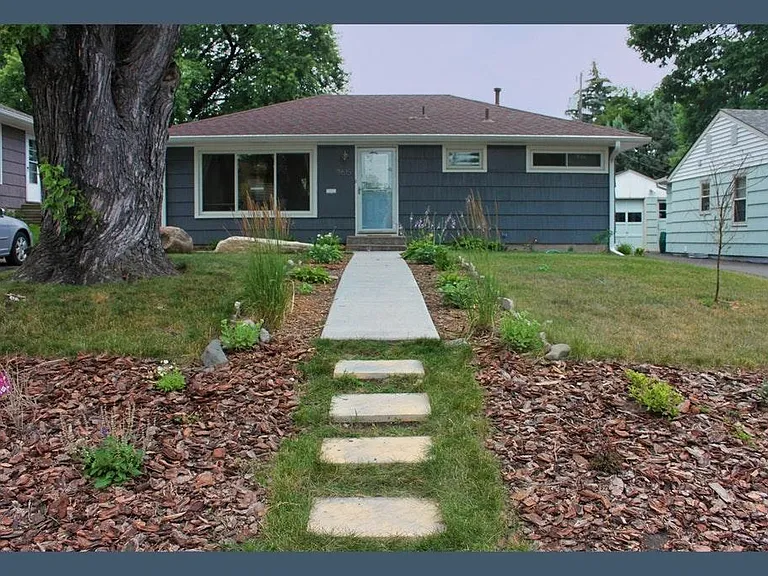 3615 Lynn Ave S — Photo 1