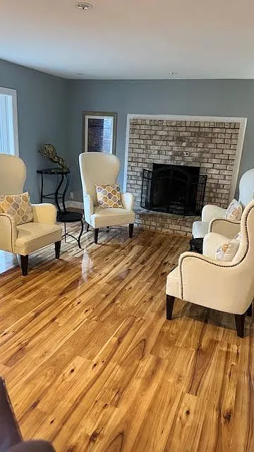 3 bed, 1400 sqft, $3,100 — Photo 3