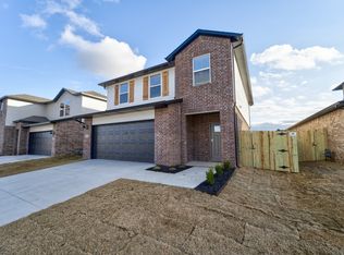 139 S Maroon Ave, Fayetteville, AR 72704