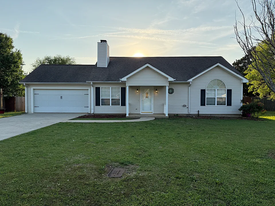 116 E Pointe Cir