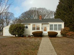 17 Charles Ave, Westerly, RI 02891