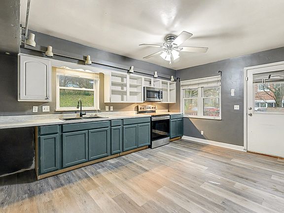 2nd image of 54 Pleasant Dr