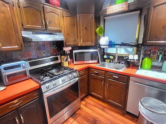 4th image of 98 Sutton Park Road