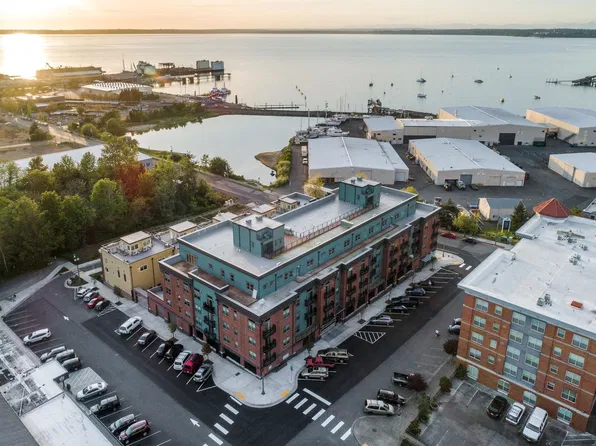 Fairhaven Harbor Apartments