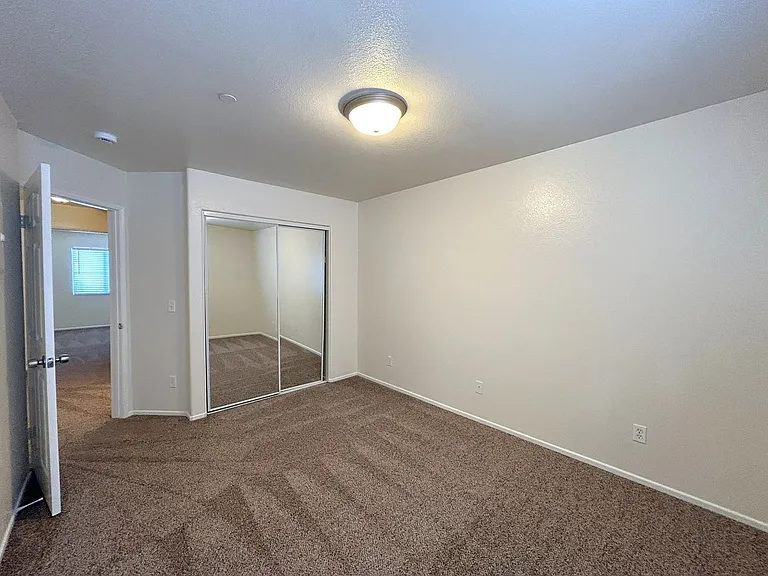 1555 Orange Ave #403 — Photo 18