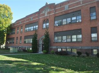 402 S Main St UNIT 1-03, Woonsocket, RI 02895