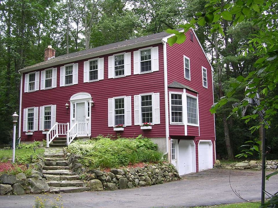 Beautiful Colonial