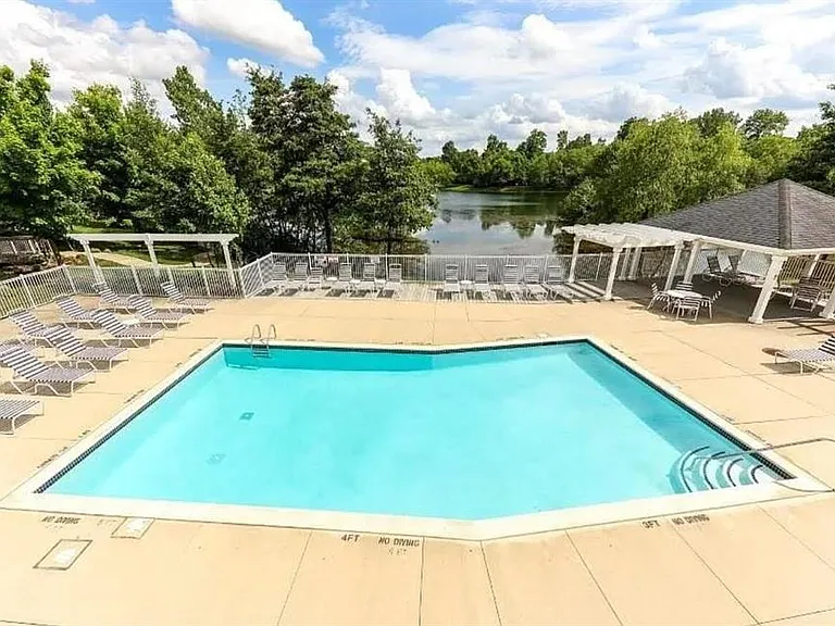 16544 Mulberry Way — Photo 32