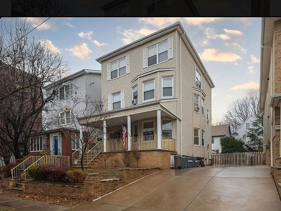 1st image of 99 W 39th St #3