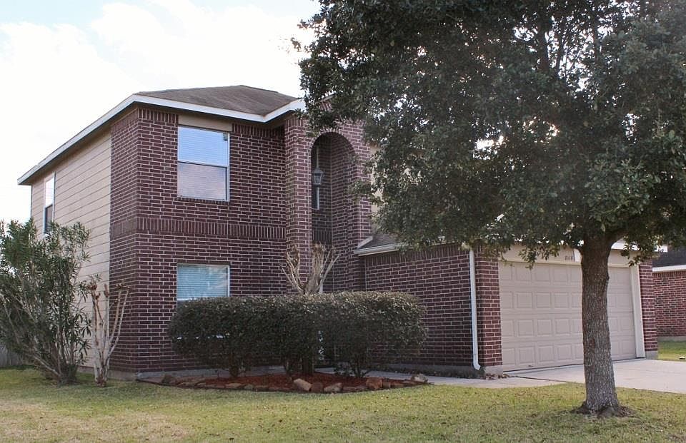 1st image of 8118 Berkely Ct