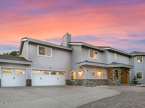 3rd image of 85 Dandelion Ct