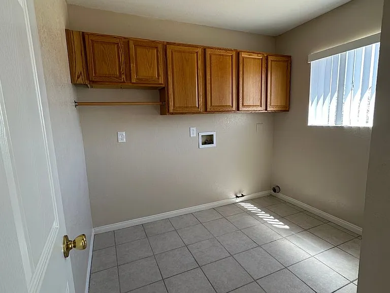 6629 La Habra Ave — Photo 9