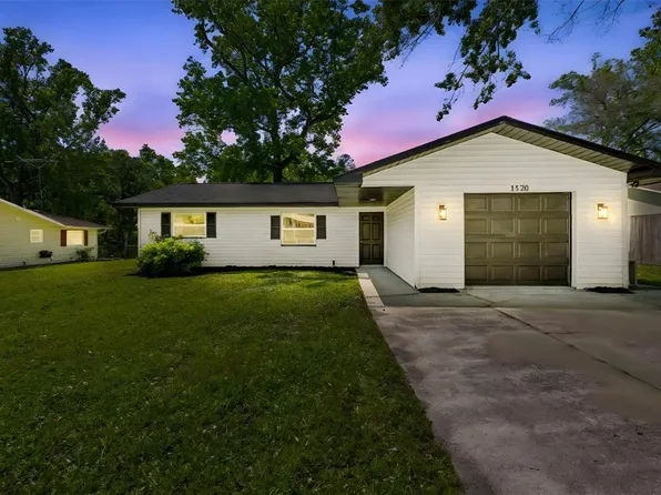 1520 Arnold Ave, Brooksville, FL 34601