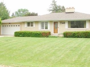 3423 Oregon St, Racine, WI 53405