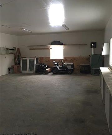 4th image of 1093 Blazer Trl