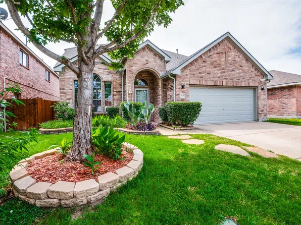 614 Bushdale Dr, Arlington, TX 76002