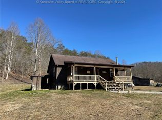 108 Rosebud Acres, Sissonville, WV 25320