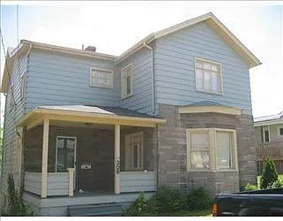 306 Grant St photo 1