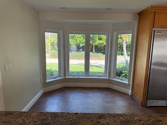 4th image of 8609 Vista Point Cv
