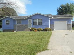 209 Hickory St, Schleswig, IA 51461