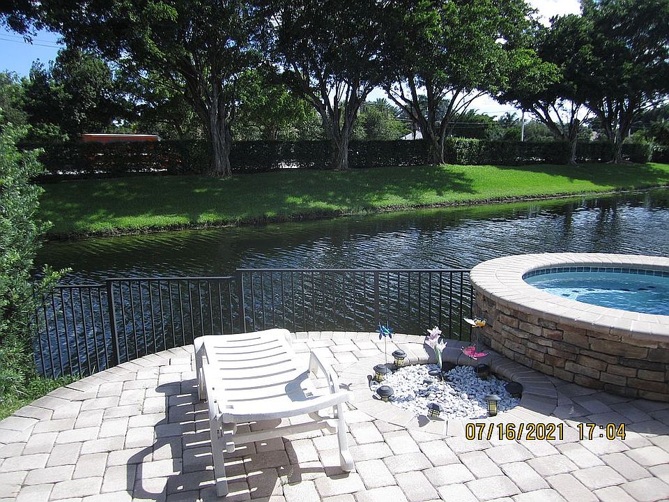 Sunset View Waterfront