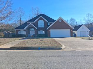 3625 Greenbrook Dr, Northport, AL 35475