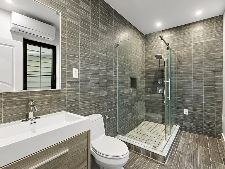 138 Central Ave — Photo 7