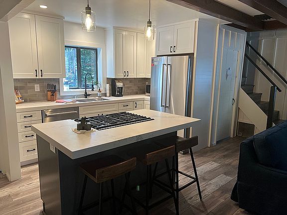 2nd image of 225 Fountain Ave #225