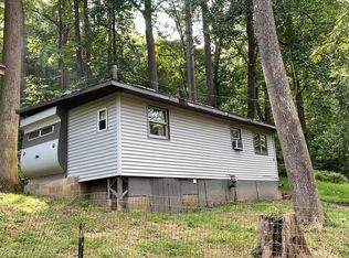 12 Hemlock Ln, Airville, PA 17302