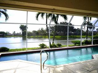 3719 Kent Dr, Naples, FL 34112