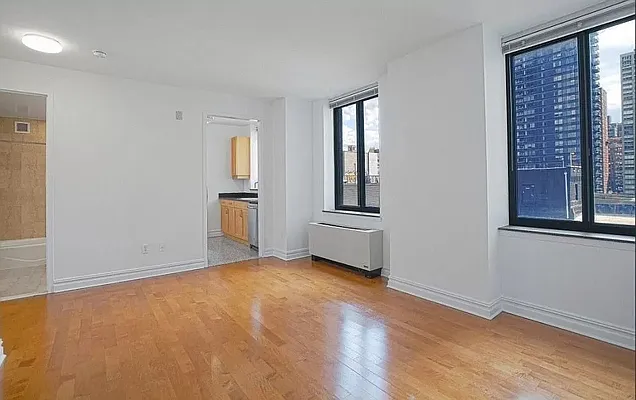 Rented by Park River | media 1