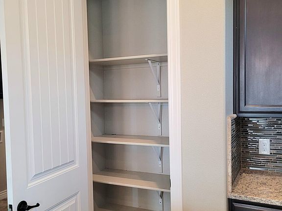 4th image of 14332 Peyton Edwards Ave