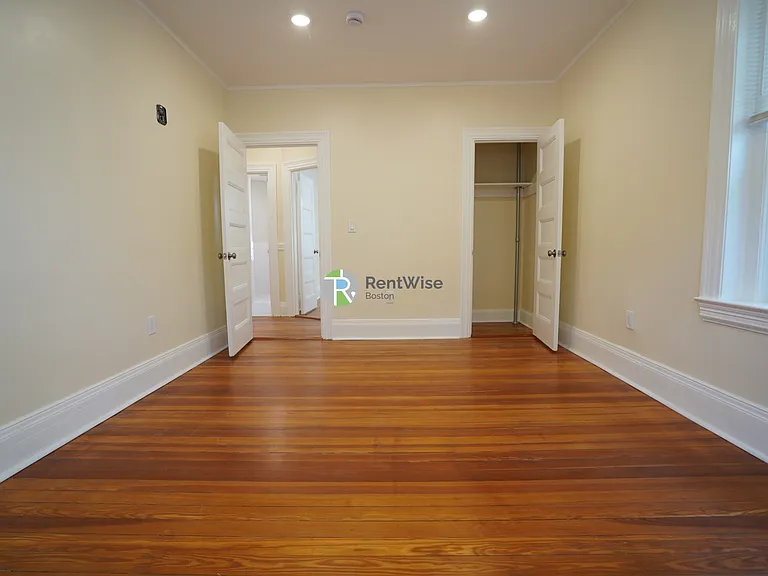 10 Beals St #3 — Photo 18