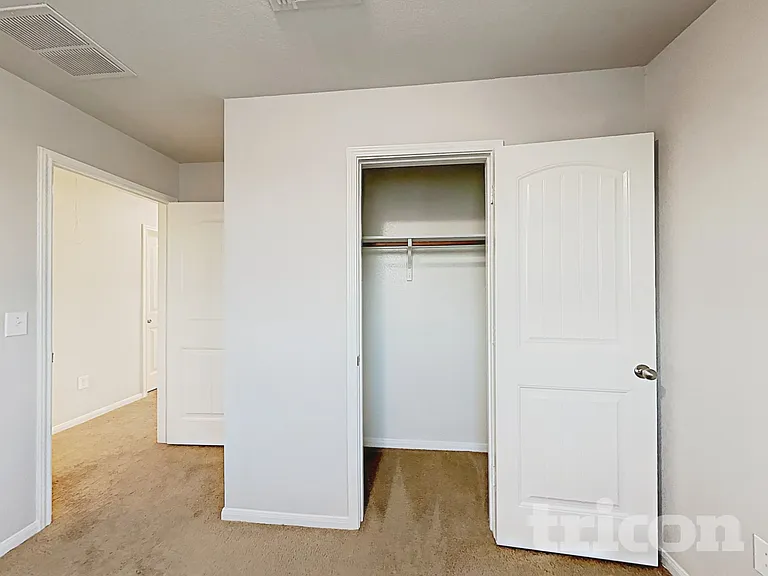 15012 Custis Ln — Photo 13