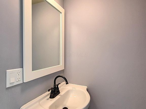 4th image of 4695 Keswick Ct APT F