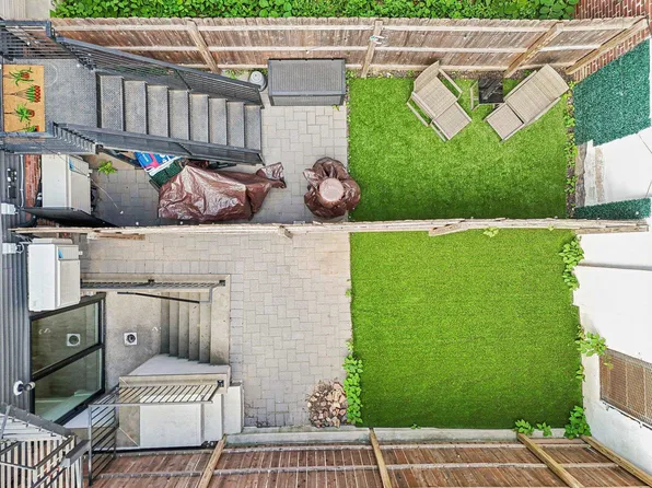 250 Van Horne Street image 23 of 48