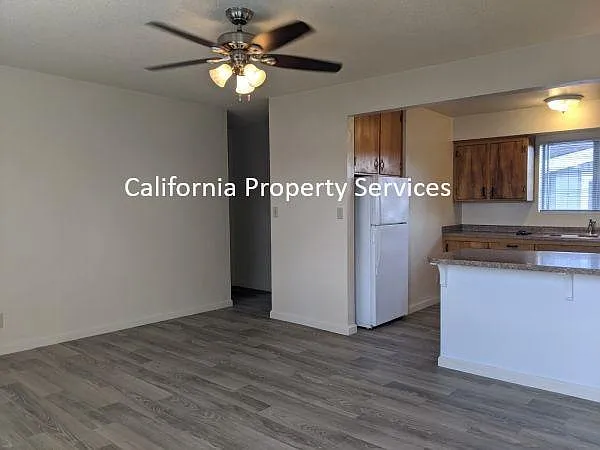 826 Front St #4 — Photo 6