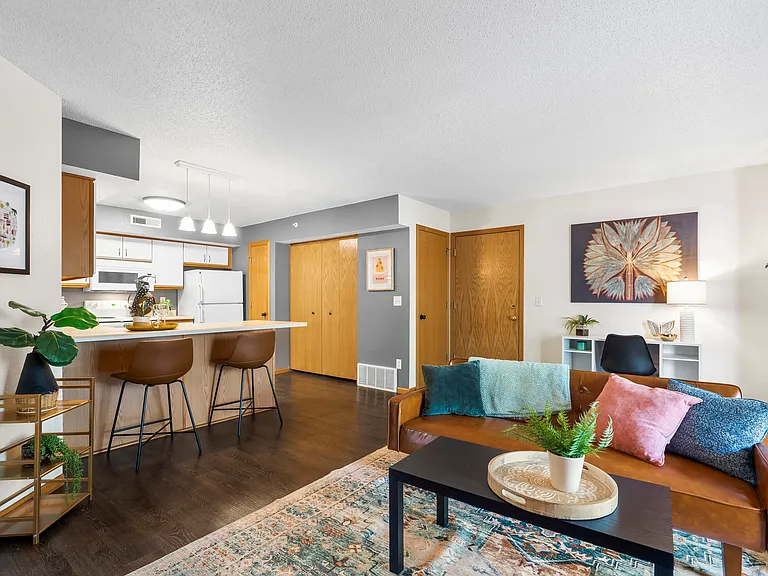 2871 Coral Ct #304 — Photo 3