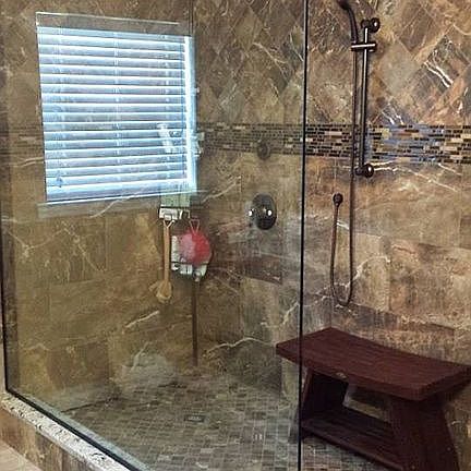 Master shower 