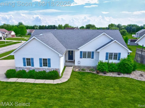 7191 Parkridge Pkwy, Swartz Creek, MI 48473