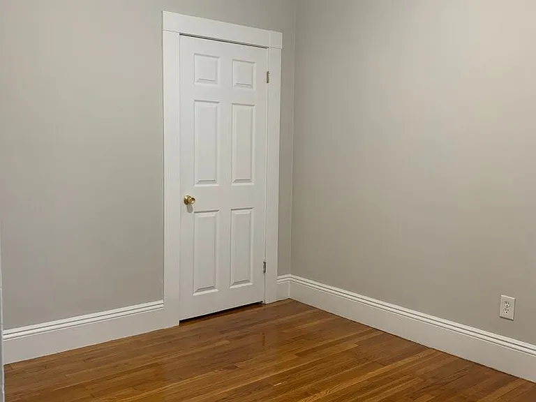 176 Chestnut St #2 — Photo 5