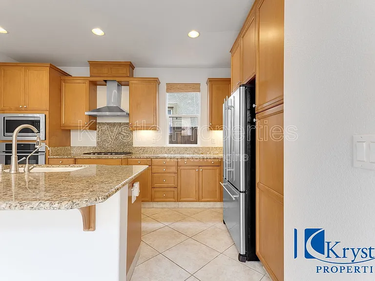 1010 Madrone Ave — Photo 9
