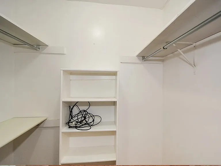 307 Park Ridge Cir #307 — Photo 7