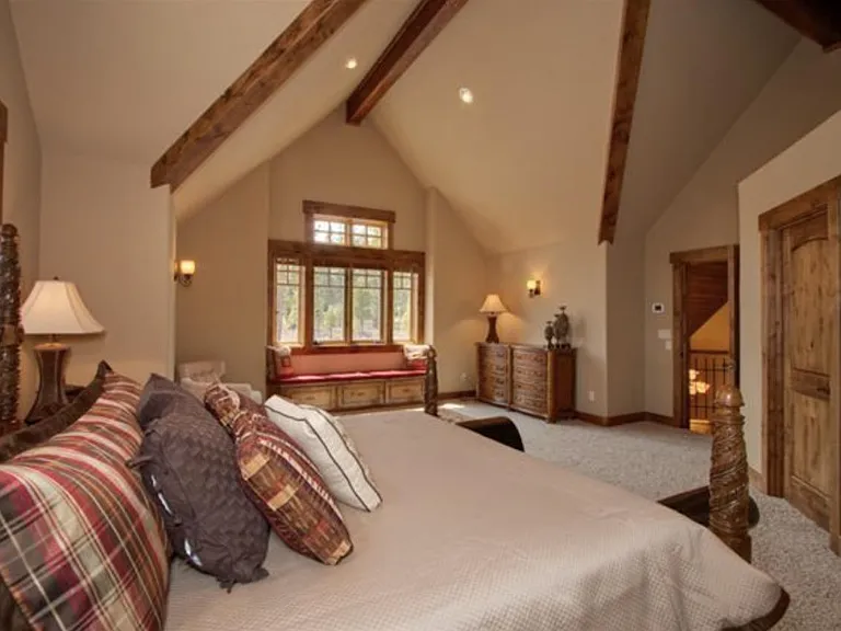 10035 Chaparral Ct — Photo 5