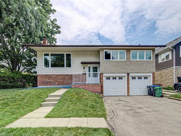 2485 Council Ring Rd, Mississauga, ON L5L 1E8
