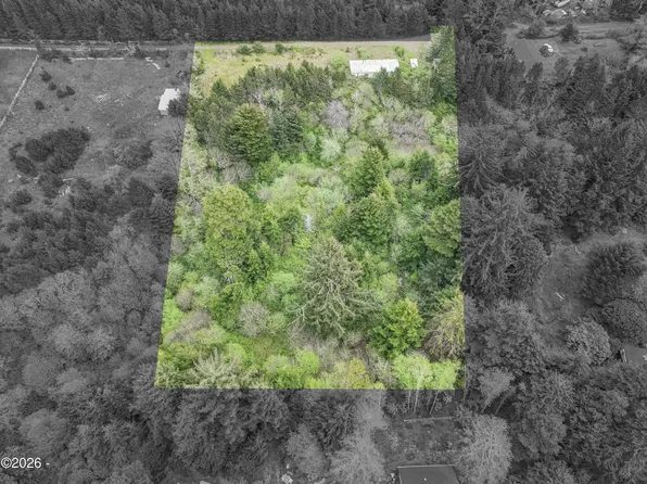 9500 NW Lark St, Seal Rock, OR 97376
