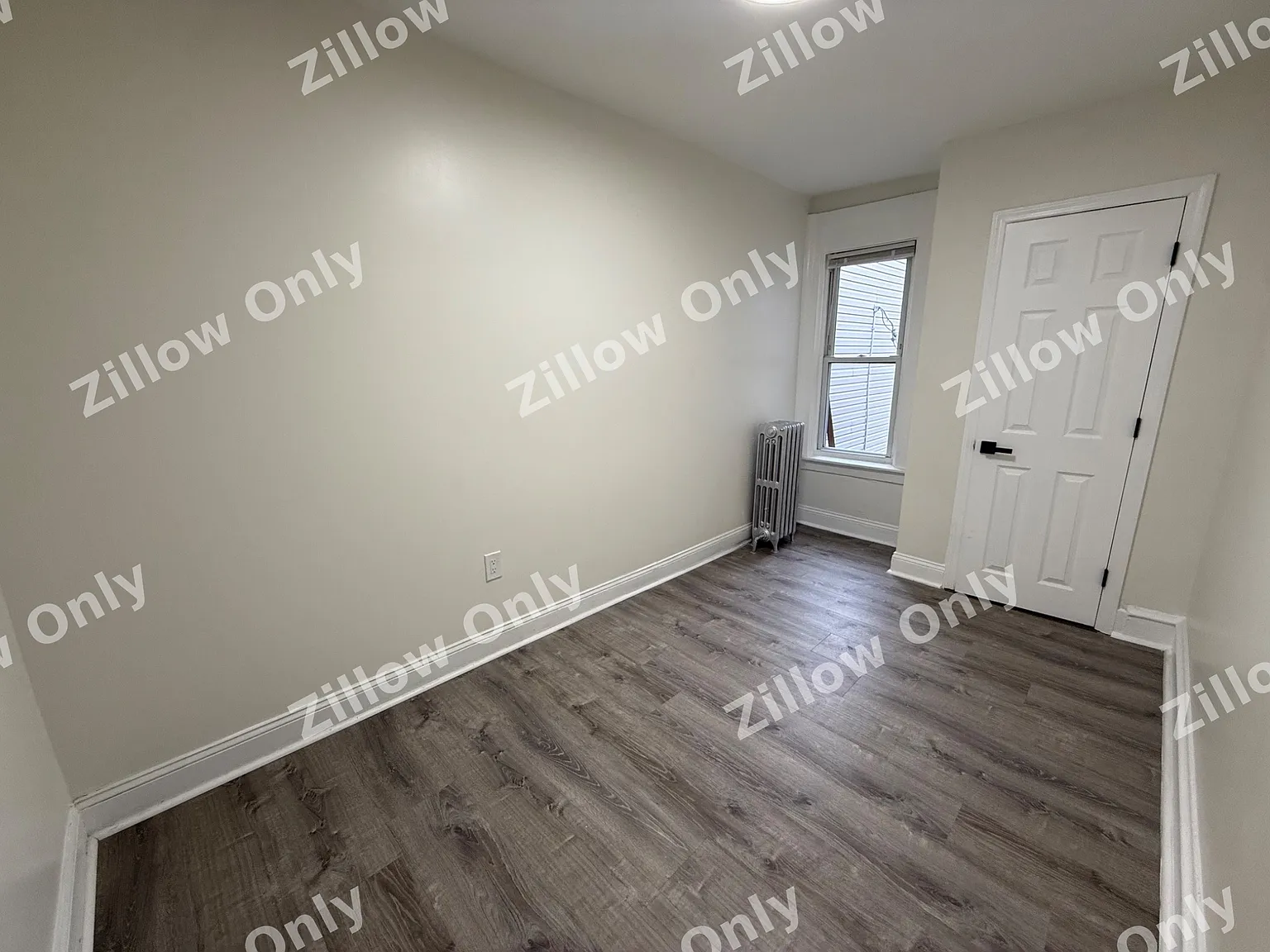 4 bed, 1112 sqft, $1,899 — Photo 4
