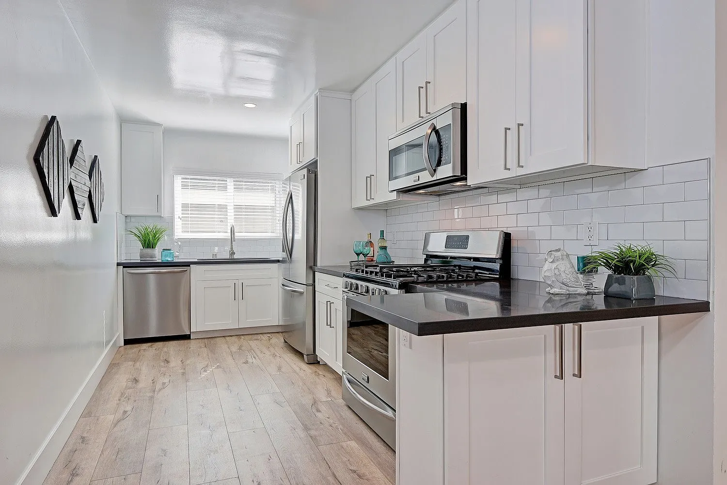 1750 Sycamore LLC — Photo 3